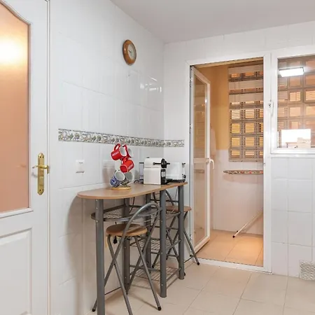 Apartamento Acogedor Con Vista Al Mar Malaga Exterior photo