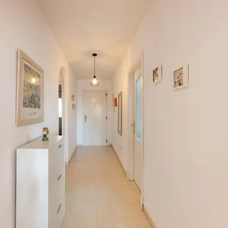 Apartamento Acogedor Con Vista Al Mar Malaga Exterior photo