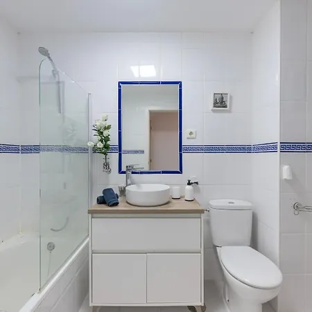 Apartamento Acogedor Con Vista Al Mar Malaga Exterior photo